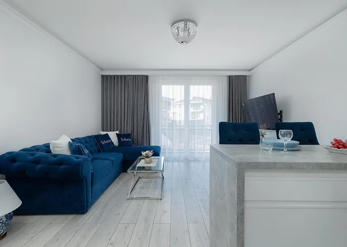 Nature Escape By Bookinghost *