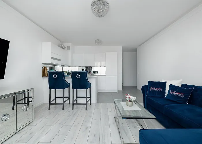 Apartment Nature Escape By Bookinghost