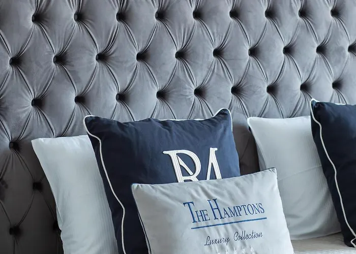 Nature Escape By Bookinghost